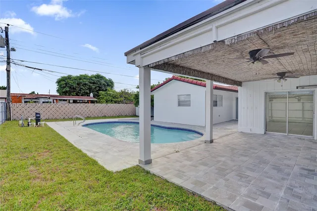 $3,899 | 5750 Northwest 111th Street, Hialeah, FL 33012