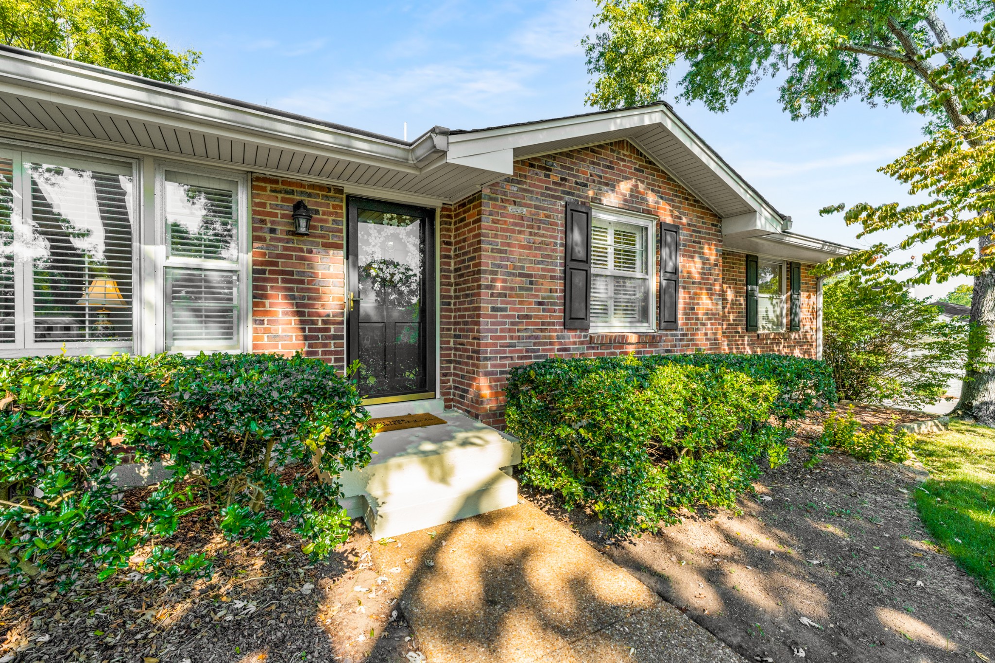 5123 Regent Drive Nashville, TN 37220 - Photo 27 of 29 a front view of a house with a yard