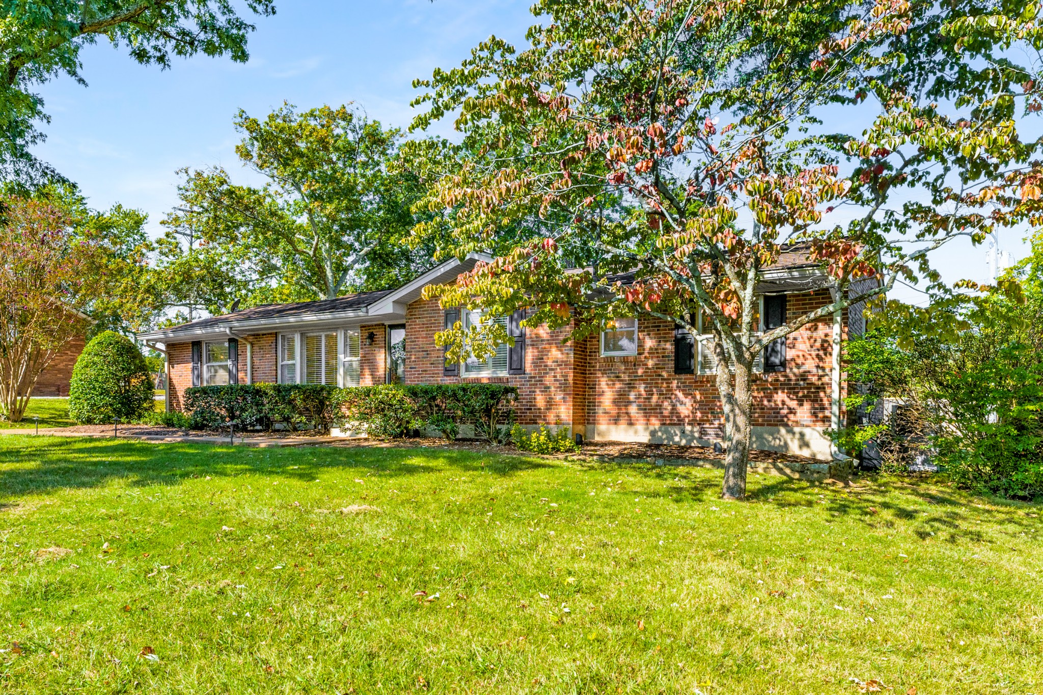 5123 Regent Drive Nashville, TN 37220 - Photo 28 of 29 a front view of a house with a yard