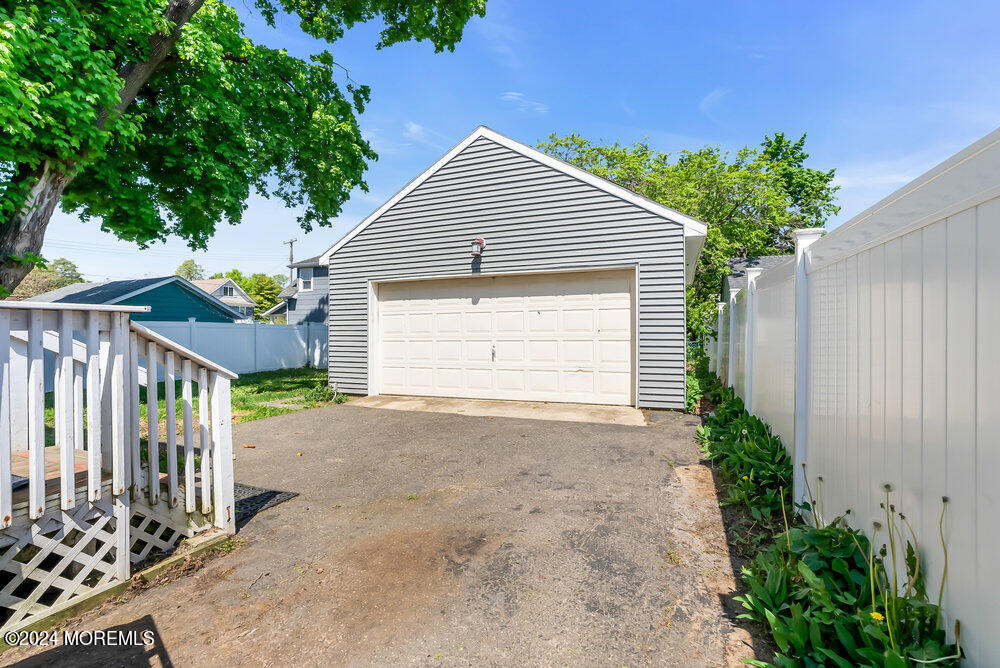 66 Carpenter Street Red Bank, NJ 07701 - Photo 32 of 35 hidden-045_mjb04320