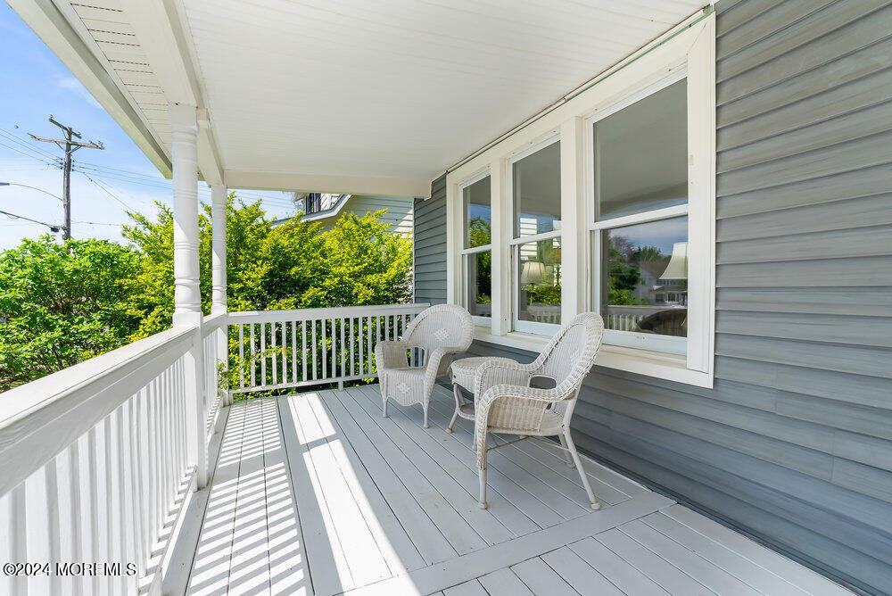 66 Carpenter Street Red Bank, NJ 07701 - Photo 4 of 35 008_mjb04315