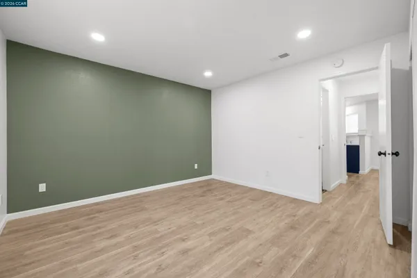 a view of livingroom