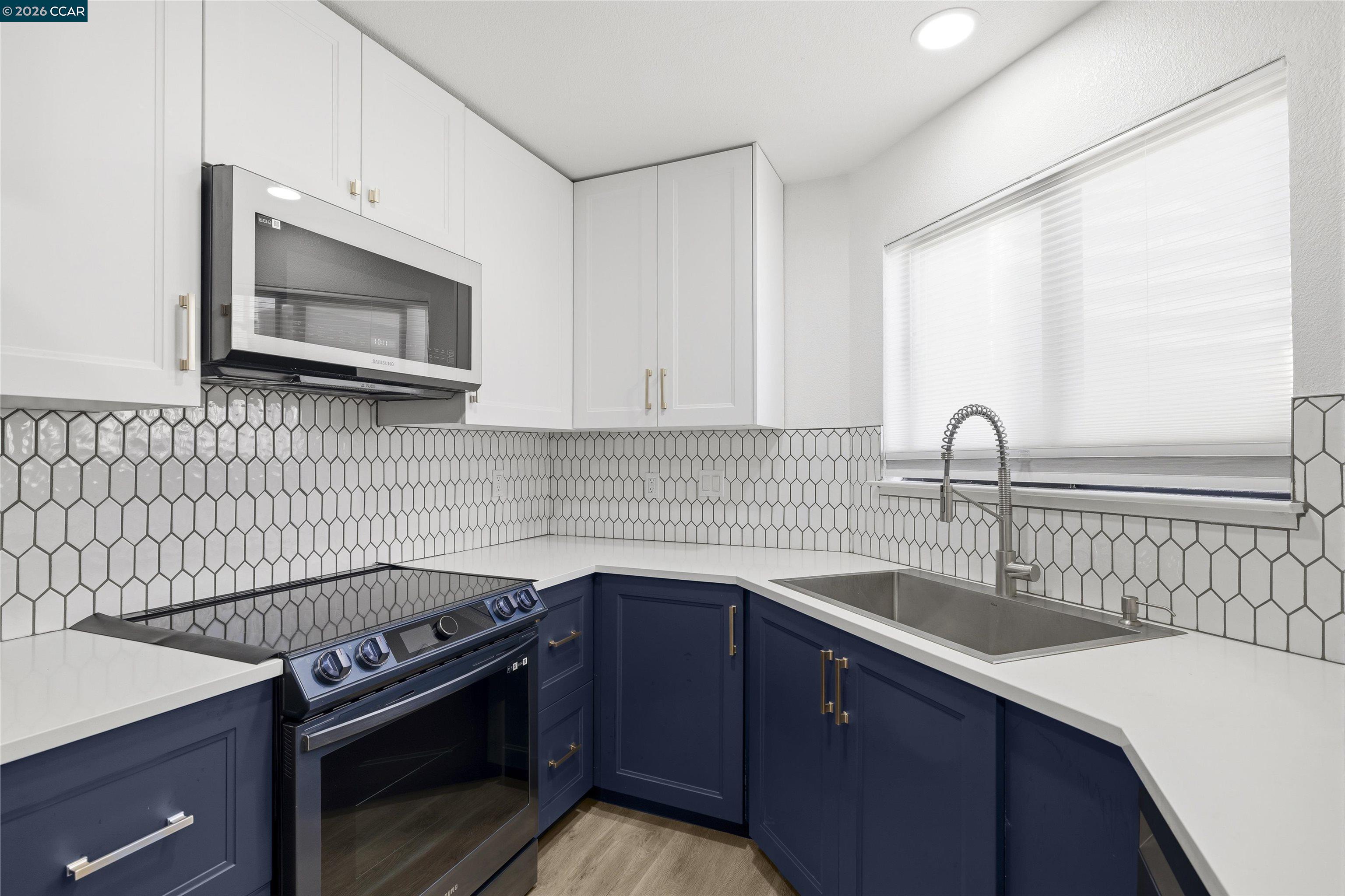 1101 Chelsea Hercules, CA 94547 - Photo 7 of 43