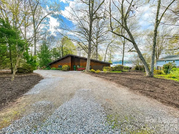 $4,000 | 8788 Graham Road, Denver, NC 28037