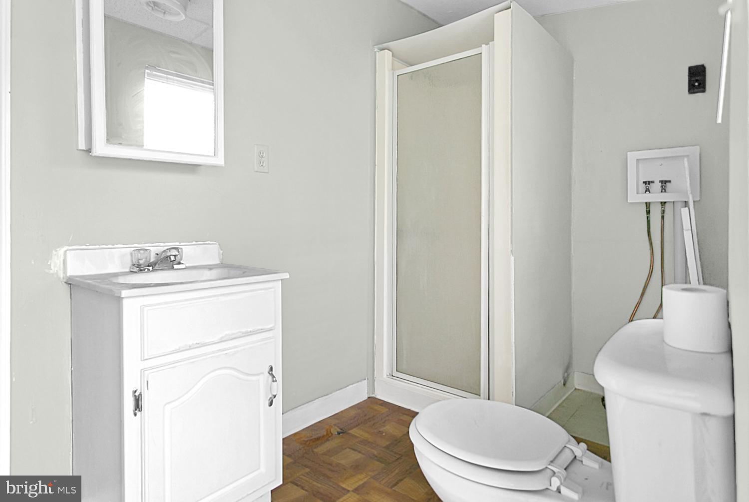 1524 Byrd Street Baltimore, MD 21230 - Photo 13 of 30 Convenient Main floor Bath W/Laundry Hookup
