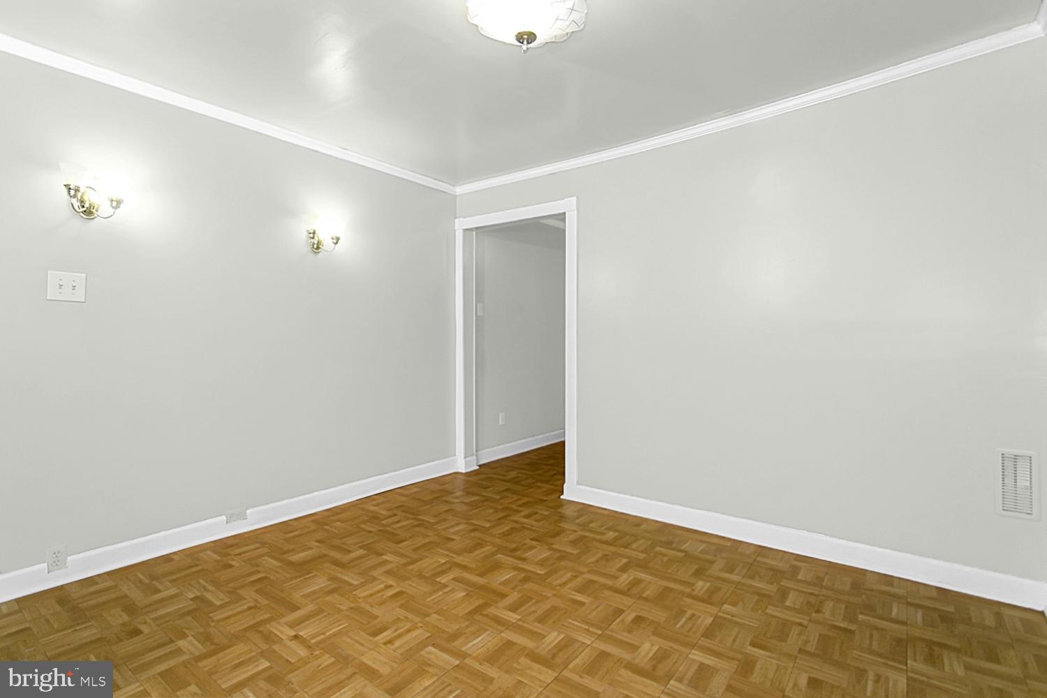 1524 Byrd Street Baltimore, MD 21230 - Photo 7 of 30 Beautiful Pendant Lighting and Wall Sconces