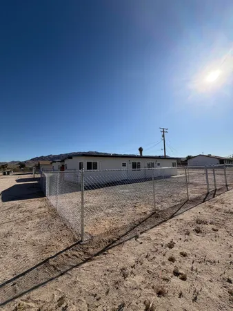 $1,250 | 74031 Gorgonio Drive, Twentynine Palms, CA 92277