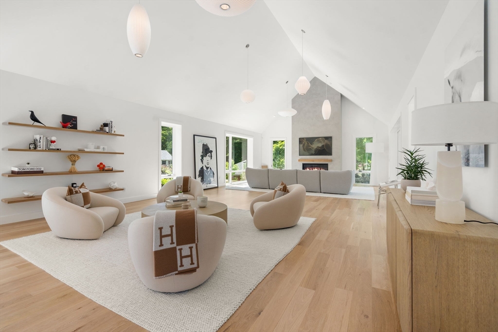 21 White Oak Road Newton, MA 02468 - Photo 9 of 42
