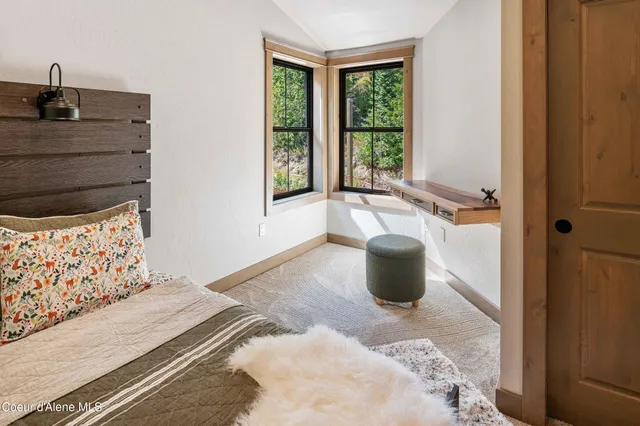 $2,590,000 | 42 Olaf Court, Sandpoint, ID 83864