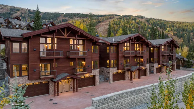 $2,590,000 | 42 Olaf Court, Sandpoint, ID 83864