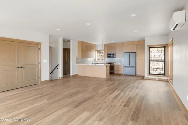 $2,590,000 | 42 Olaf Court, Sandpoint, ID 83864