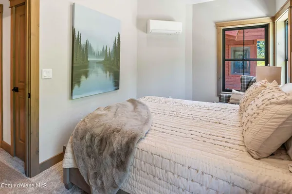 $2,590,000 | 42 Olaf Court, Sandpoint, ID 83864