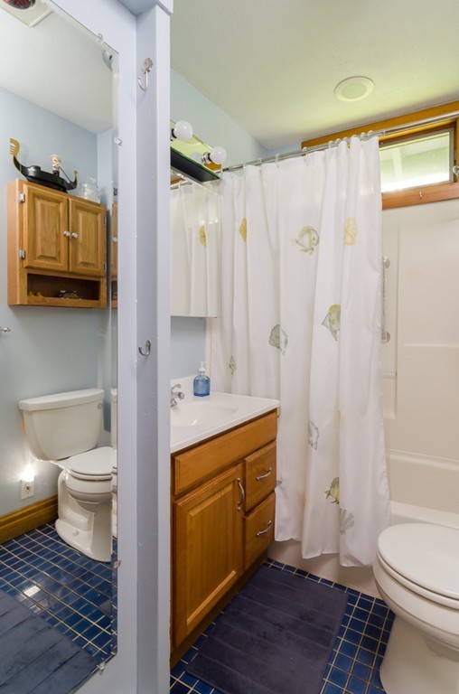 19 Pierce Road Weymouth, MA 02188 - Photo 17 of 30 Gallery Image 17