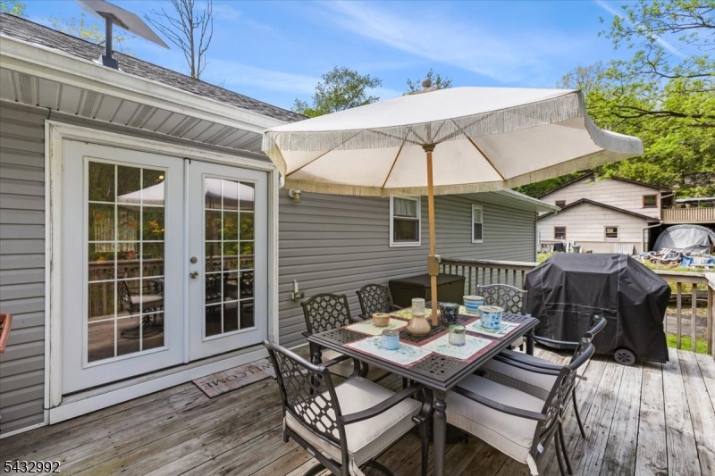 47 Winding Way Andover, NJ 07821 - Photo 24 of 42