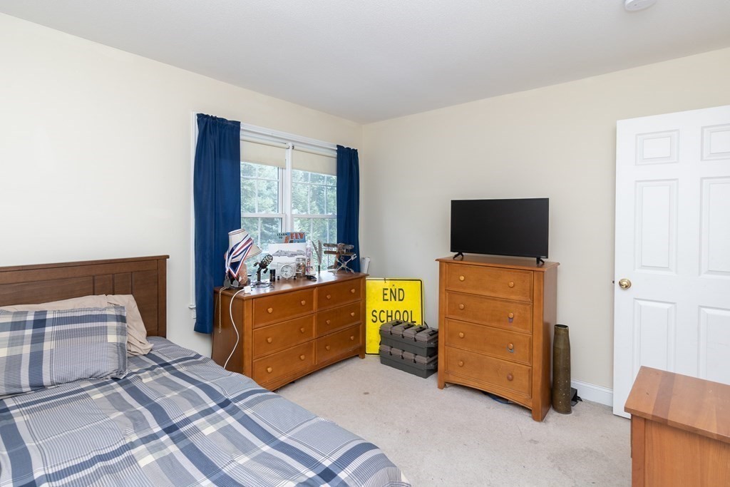 46 Radisson Lane Westfield, MA 01085 - Photo 30 of 40