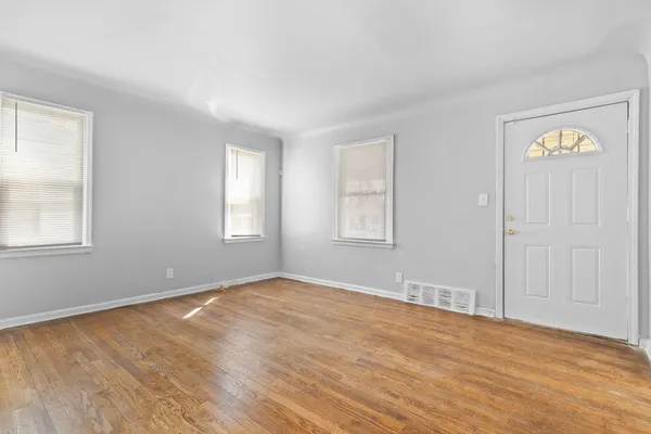 $115,000 | 19990 Pinehurst Street, Detroit, MI 48221