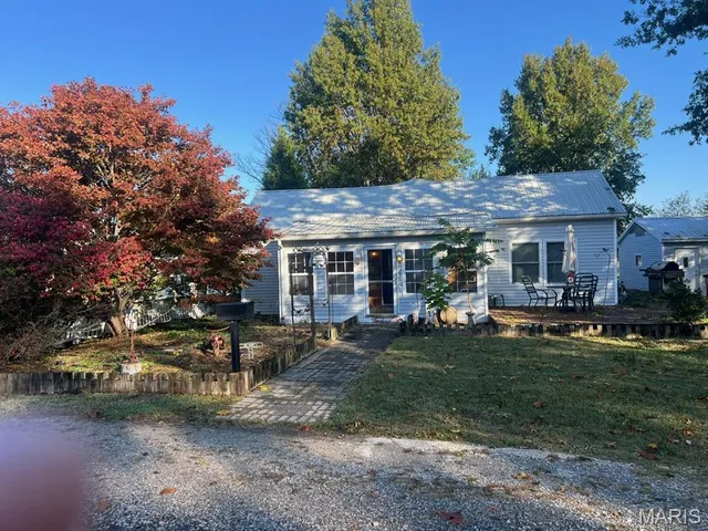 $160,000 | 125 East Johnson Street, Vandalia, IL 62471
