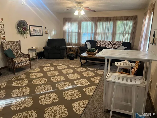 $160,000 | 125 East Johnson Street, Vandalia, IL 62471