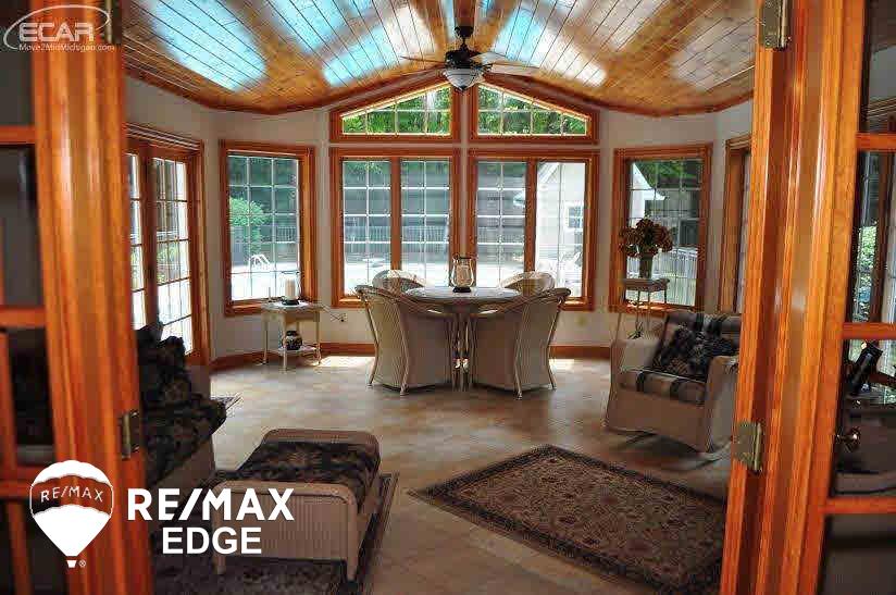 13681 Harris Road Chesaning, MI 48616 - Photo 6 of 29 21196568-5.JPG