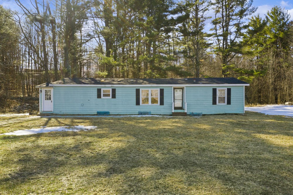 78 Rines Road Wakefield, NH 03872 - Photo 1 of 17 Gallery Image 1
