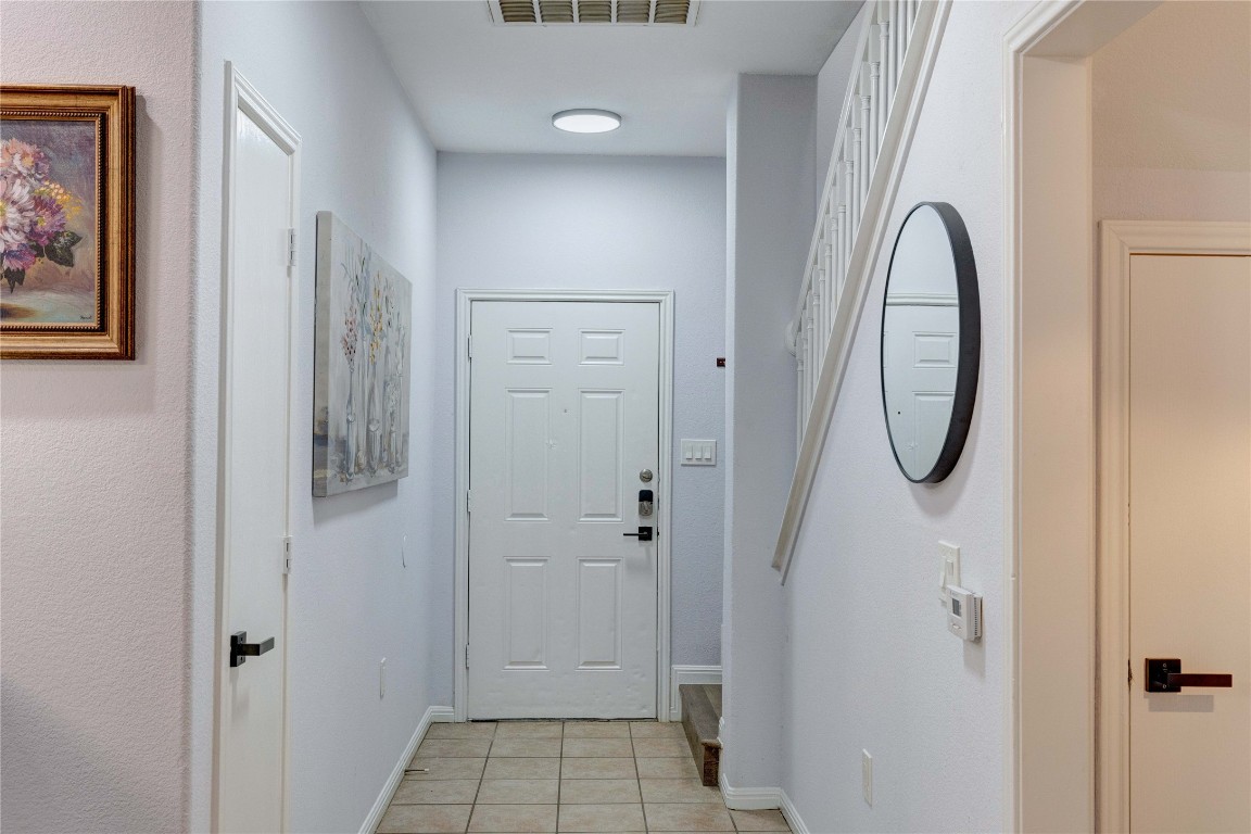 7510 Lazy Creek Drive, Unit B Austin, TX 78724 - Photo 17 of 36 a bathroom with a shower