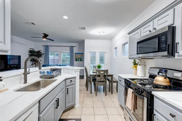 $2,395 | 7510 Lazy Creek Drive, Unit B, Austin, TX 78724