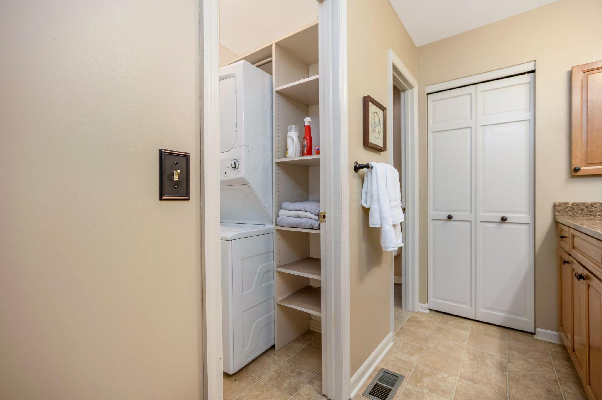 2158 Sandston Road Columbus, OH 43220 - Photo 31 of 38 18-web-or-mls-SMEP8782