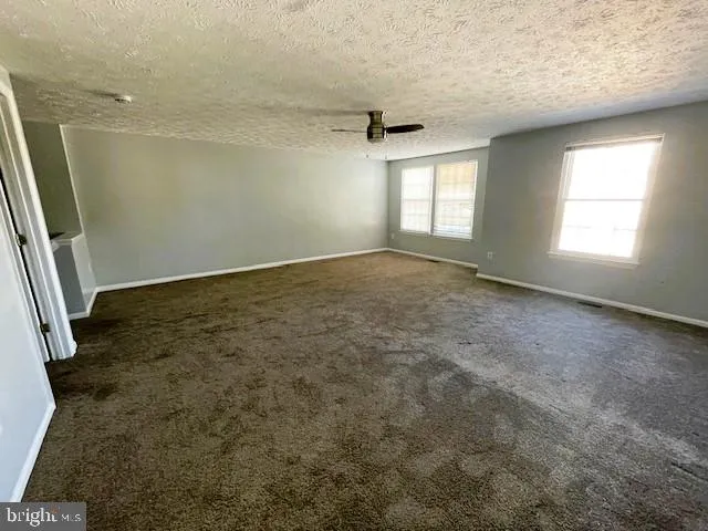 $2,300 | 572 Cascade Way, Frederick, MD 21703