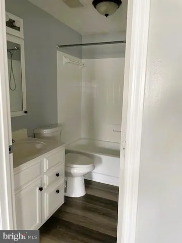 $2,300 | 572 Cascade Way, Frederick, MD 21703