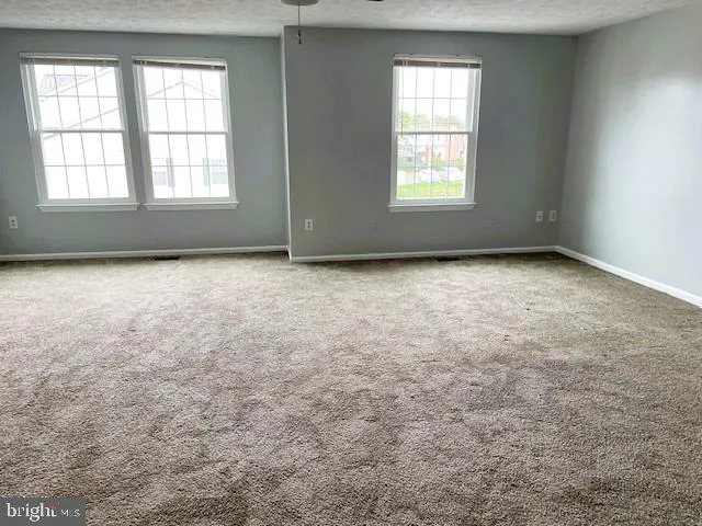 $2,300 | 572 Cascade Way, Frederick, MD 21703