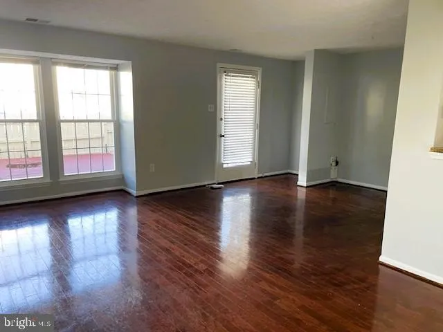 $2,300 | 572 Cascade Way, Frederick, MD 21703