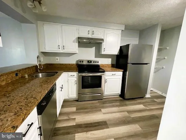 $2,300 | 572 Cascade Way, Frederick, MD 21703