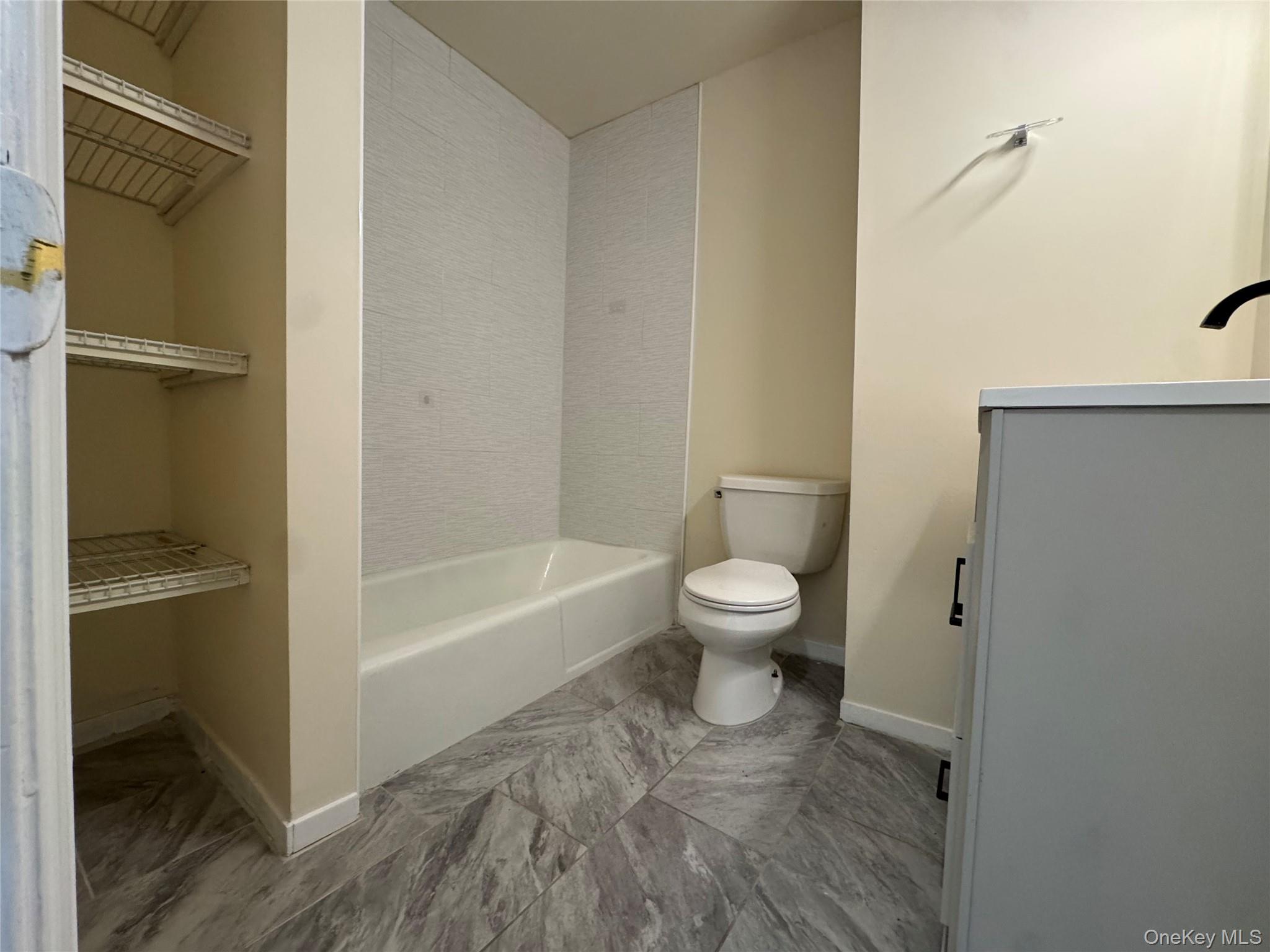 284 Main Street, Unit 2D Beacon, NY 12508 - Photo 3 of 9