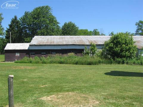 7168 Jordan Road Grand Blanc, MI 48439 - Photo 14 of 27 20256974-13.JPG