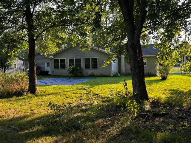 $249,000 | 10 Sheridan Street, Newport, ME 04953