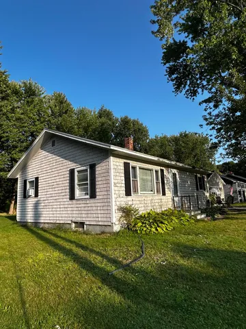 $249,000 | 10 Sheridan Street, Newport, ME 04953