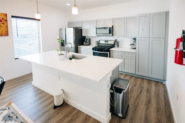 $278,000 | 12500 Lamppost Lane, Unit 17, Austin, TX 78727
