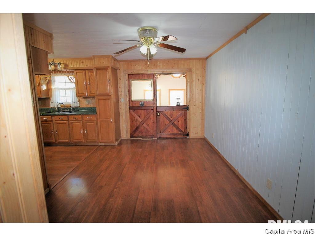 1225 Commanche Road Auburn, IL 62615 - Photo 5 of 16 Gallery Image 5