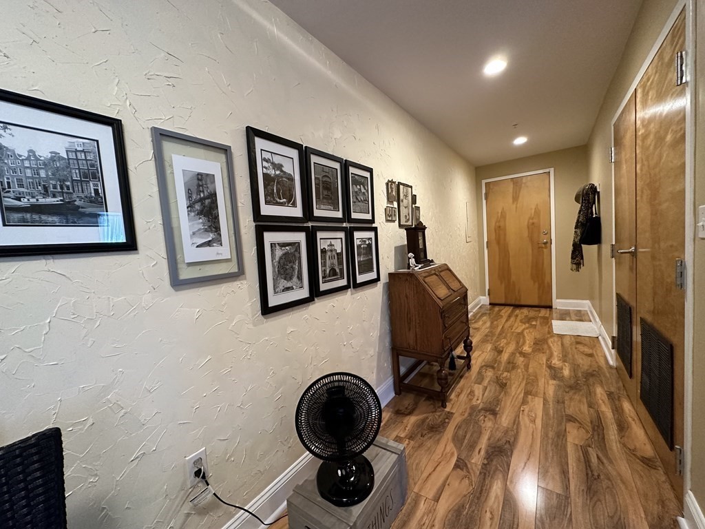 25 Alpine Street, Unit 8 Boston, MA 02136 - Photo 11 of 31 Gallery Image 11