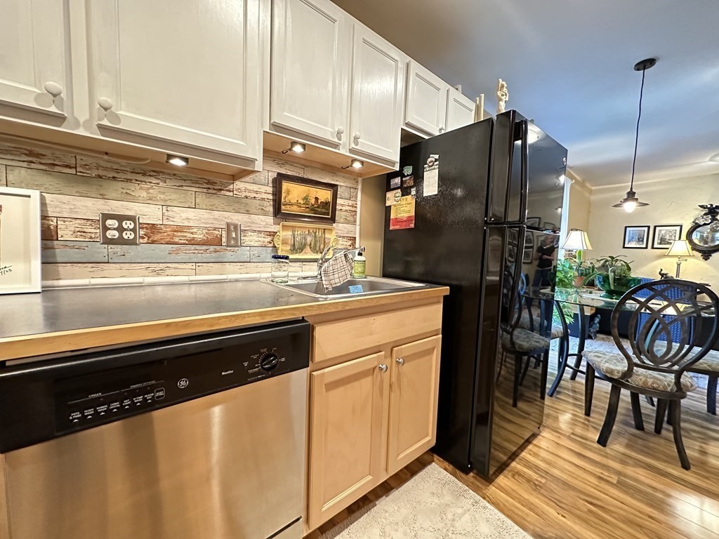 25 Alpine Street, Unit 8 Boston, MA 02136 - Photo 7 of 31 Gallery Image 7