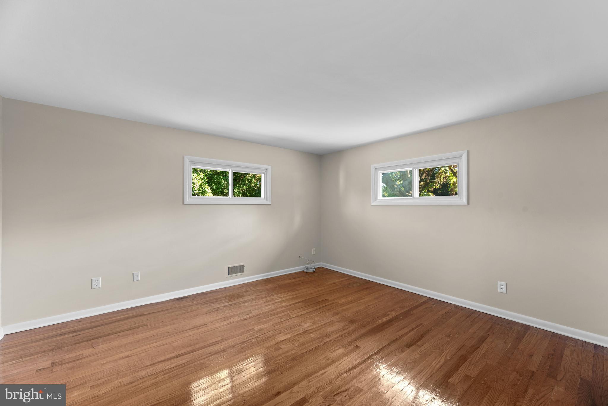 9071 Dunloggin Road Ellicott City, MD 21042 - Photo 27 of 39 Bedroom