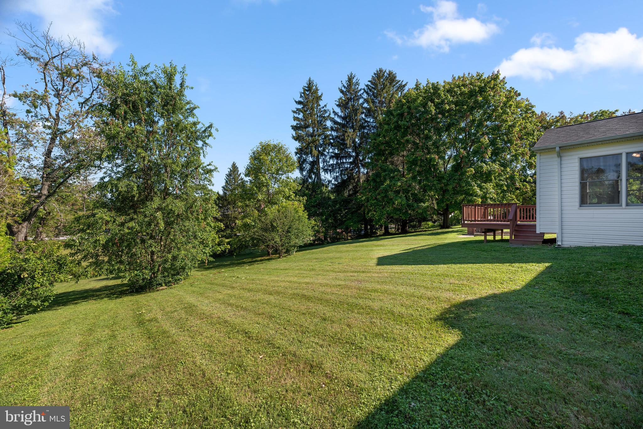 9071 Dunloggin Road Ellicott City, MD 21042 - Photo 36 of 39 Yard