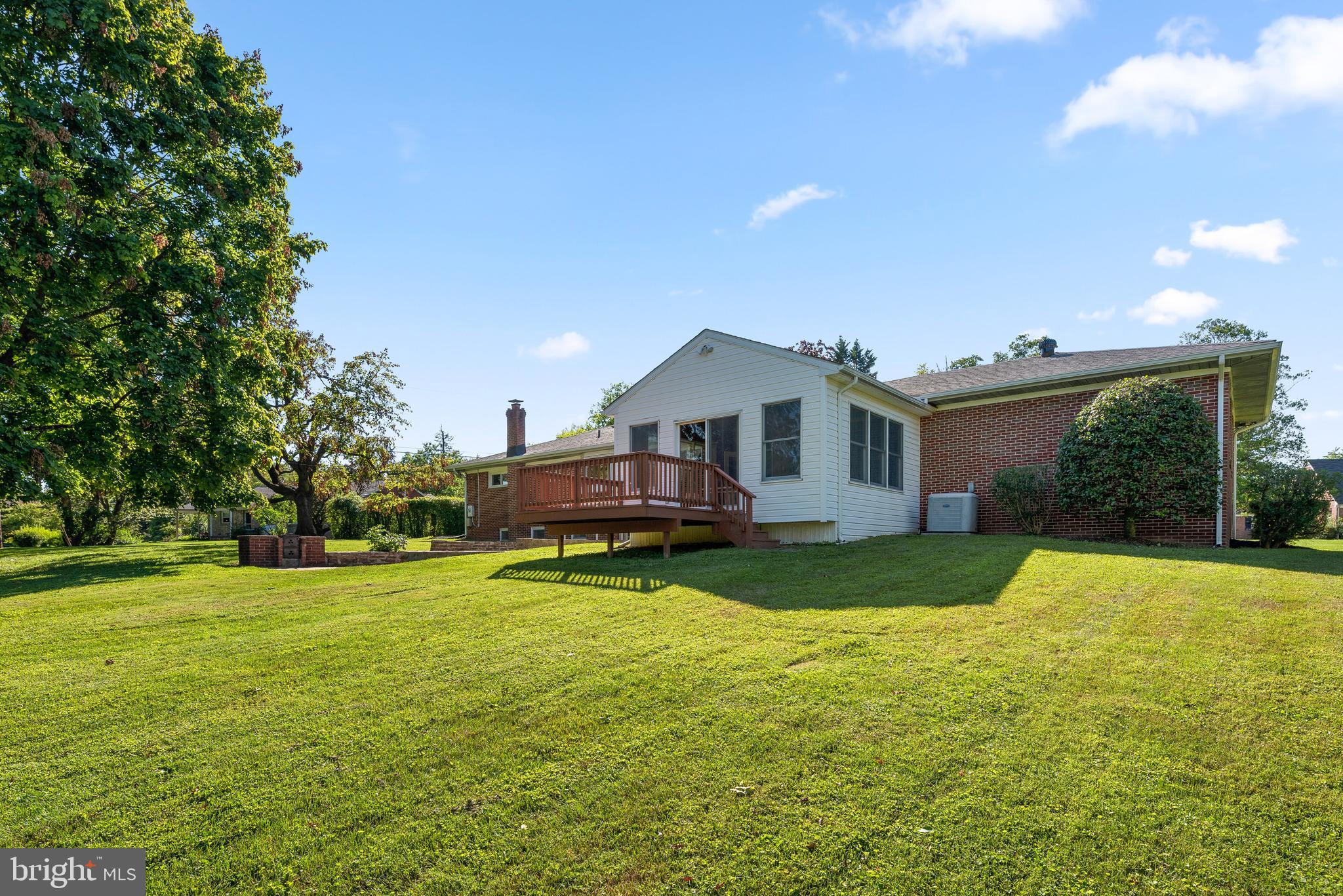 9071 Dunloggin Road Ellicott City, MD 21042 - Photo 37 of 39 Exterior and Yard