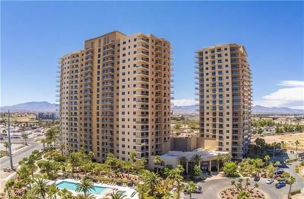 $2,300 | 8255 South Las Vegas Boulevard, Unit 1003, Las Vegas, NV 89123