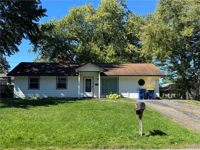 $2,200 | 304 Birchwood Boulevard, Van Buren, NY 13027