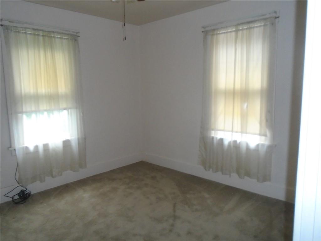 207 Locust Street Ambridge, PA 15003 - Photo 11 of 19 an empty room with windows