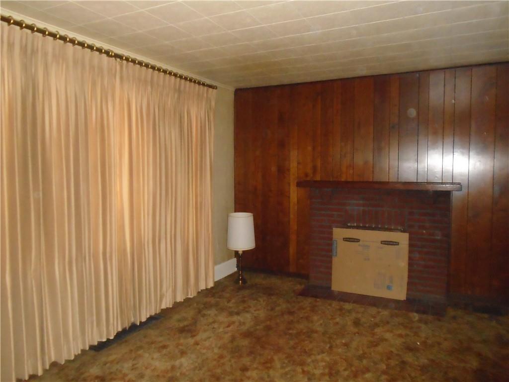 207 Locust Street Ambridge, PA 15003 - Photo 5 of 19 a view of a hallway with closet