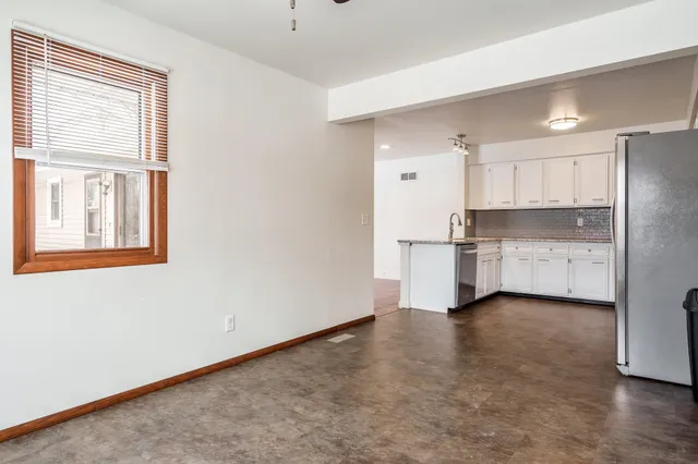 $245,000 | 346 Whittemore Drive, South Beloit, IL 61080