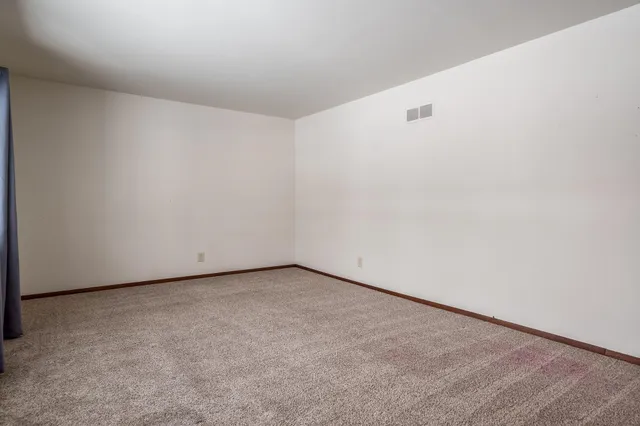 $245,000 | 346 Whittemore Drive, South Beloit, IL 61080