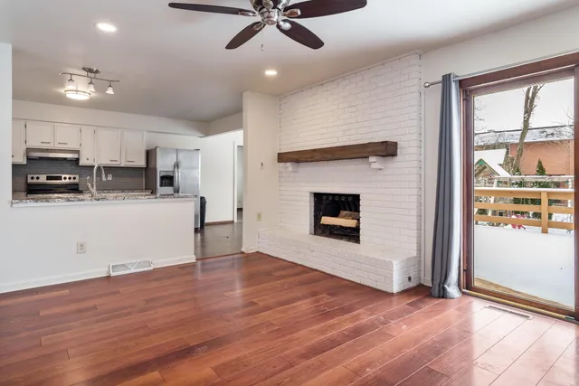 $245,000 | 346 Whittemore Drive, South Beloit, IL 61080